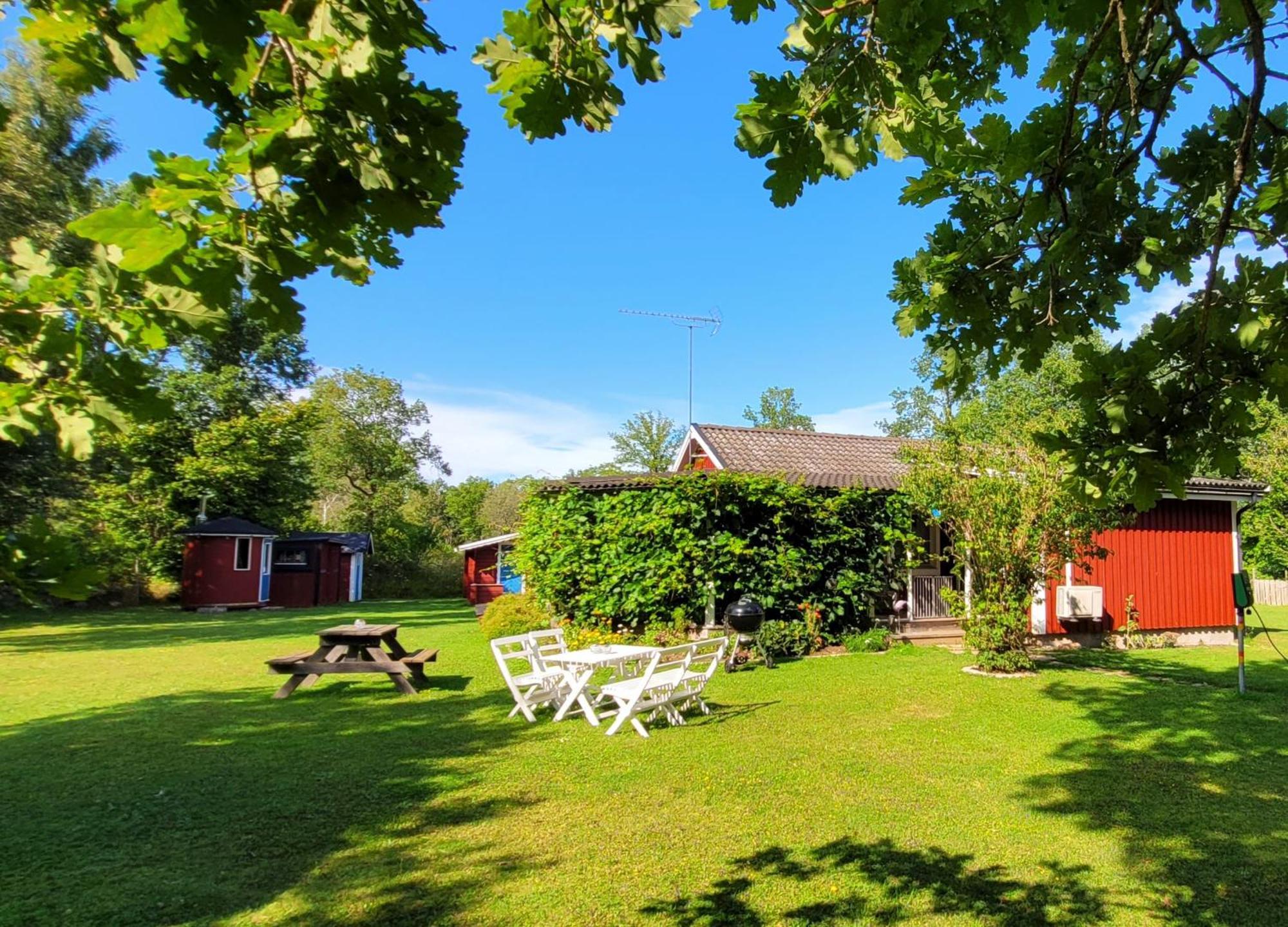 Villa Fridfullt Laege Mitt Pa Oeland Färjestaden Exterior foto